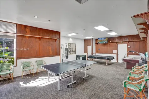 2000 Towerside Terrace Miami FL 33138