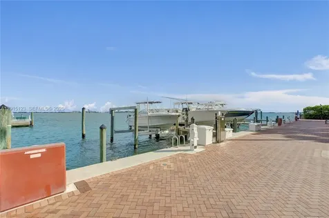 2000 Towerside Terrace Miami FL 33138
