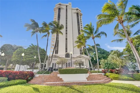 2000 Towerside Terrace Miami FL 33138