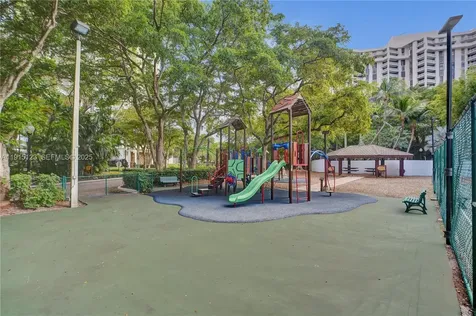 2000 Towerside Terrace Miami FL 33138