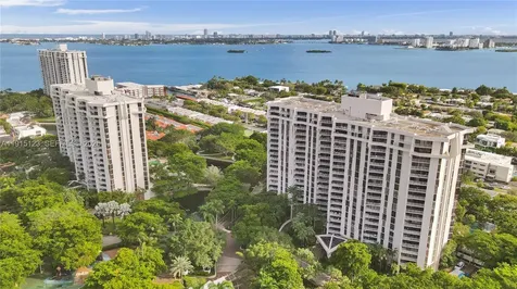 2000 Towerside Terrace Miami FL 33138