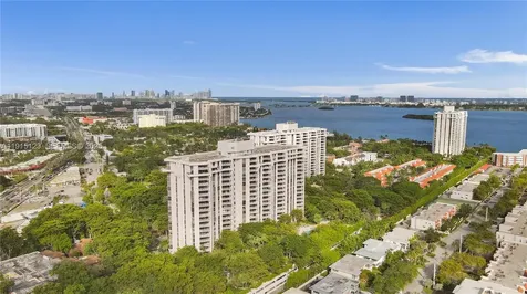 2000 Towerside Terrace Miami FL 33138