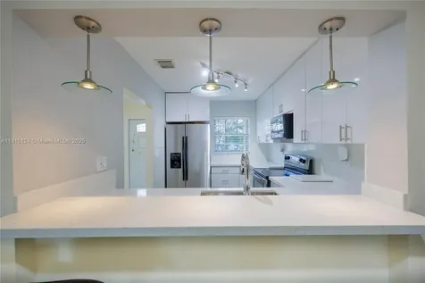 8325 Fairway Road Sunrise FL 33351