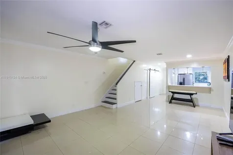 8325 Fairway Road Sunrise FL 33351