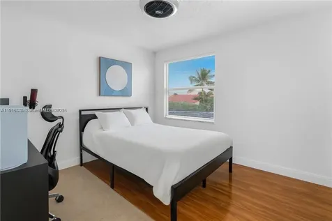 18337 SW 4th Street Pembroke Pines FL 33029