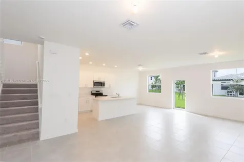 2636 SE 8th Court Homestead FL 33035
