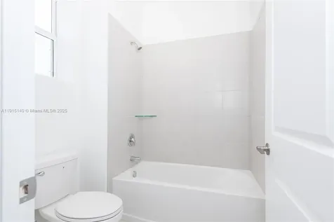 2636 SE 8th Court Homestead FL 33035
