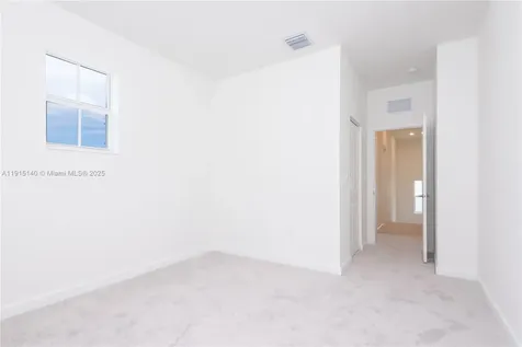 2636 SE 8th Court Homestead FL 33035
