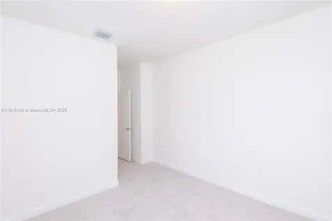 2636 SE 8th Court Homestead FL 33035