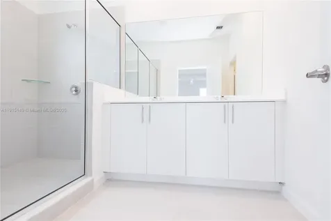 2636 SE 8th Court Homestead FL 33035
