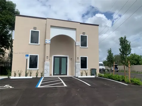 684 SW 7th Terrace Dania Beach FL 33004