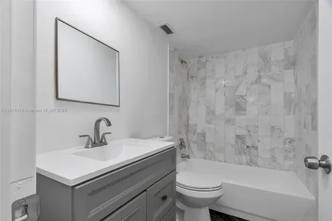 825 Brickell Bay Drive Miami FL 33131