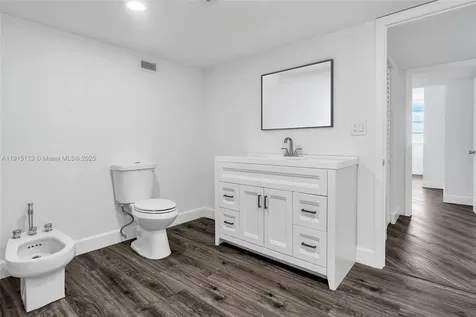 825 Brickell Bay Drive Miami FL 33131