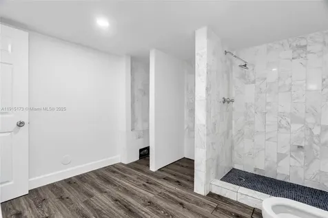 825 Brickell Bay Drive Miami FL 33131