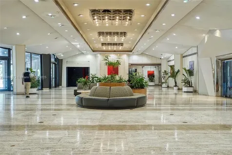 825 Brickell Bay Drive Miami FL 33131