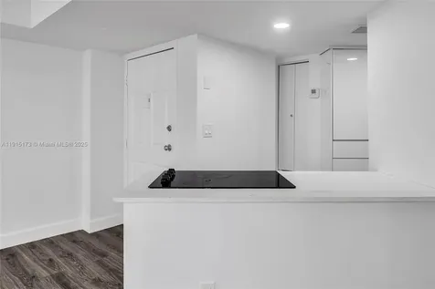 825 Brickell Bay Drive Miami FL 33131