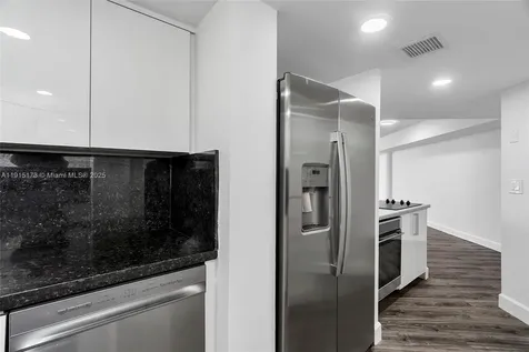 825 Brickell Bay Drive Miami FL 33131