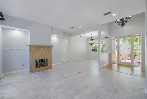 2101 Oakmont Terrace Coral Springs FL 33071