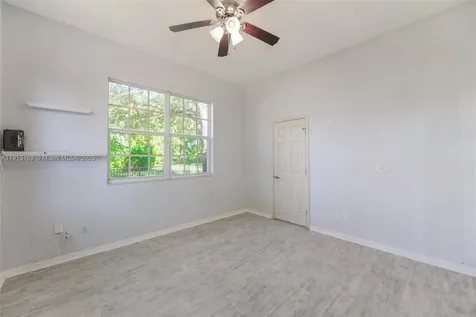 2101 Oakmont Terrace Coral Springs FL 33071