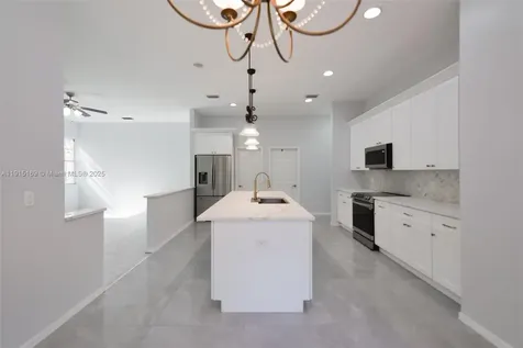 2101 Oakmont Terrace Coral Springs FL 33071