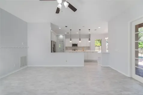 2101 Oakmont Terrace Coral Springs FL 33071
