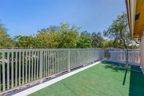 2101 Oakmont Terrace Coral Springs FL 33071