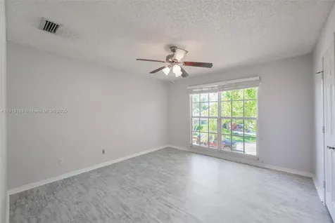2101 Oakmont Terrace Coral Springs FL 33071