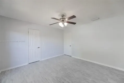 2101 Oakmont Terrace Coral Springs FL 33071