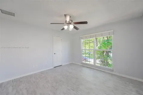2101 Oakmont Terrace Coral Springs FL 33071
