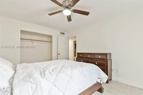 10748 N Kendall Drive Miami FL 33176