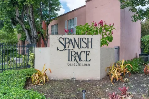 10748 N Kendall Drive Miami FL 33176