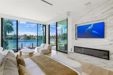 94 S Hibiscus Drive Miami Beach FL 33139