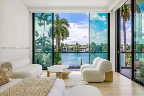 94 S Hibiscus Drive Miami Beach FL 33139