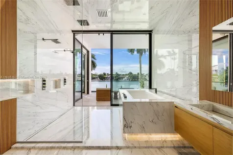 94 S Hibiscus Drive Miami Beach FL 33139