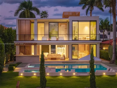 94 S Hibiscus Drive Miami Beach FL 33139