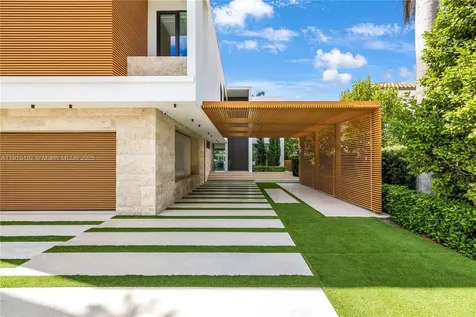 94 S Hibiscus Drive Miami Beach FL 33139