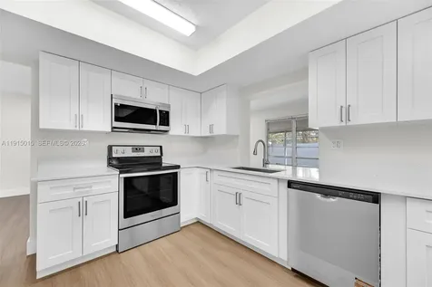 9180 SW 55th Street Cooper City FL 33328