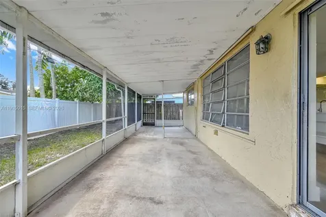 9180 SW 55th Street Cooper City FL 33328