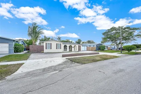 9180 SW 55th Street Cooper City FL 33328