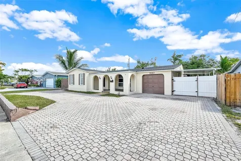 9180 SW 55th Street Cooper City FL 33328