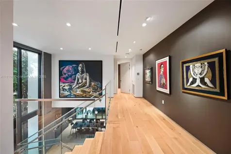 77 SW 18th Terrace Miami FL 33129