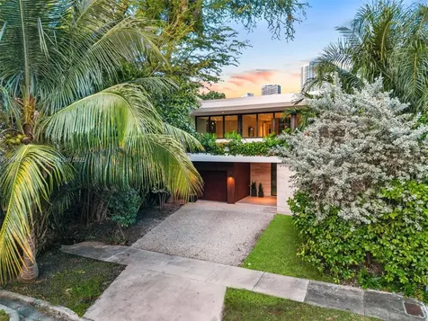 77 SW 18th Terrace Miami FL 33129