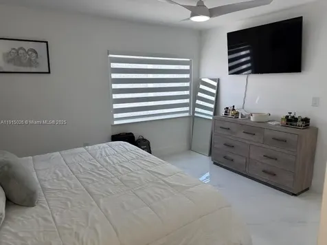 733 SW 99th Court Circle Miami FL 33174