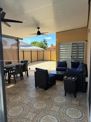 733 SW 99th Court Circle Miami FL 33174