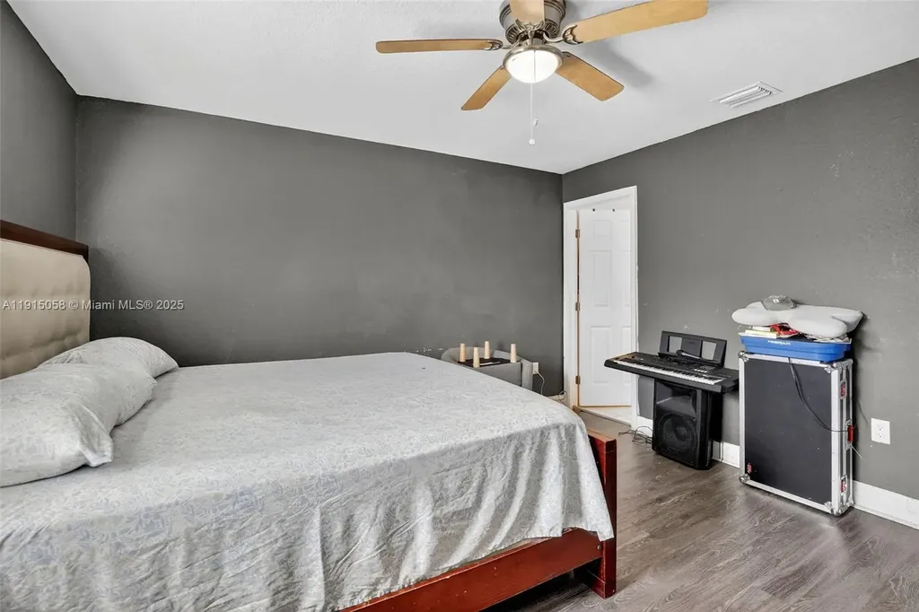 2920 NW 9th Place Fort Lauderdale FL 33311