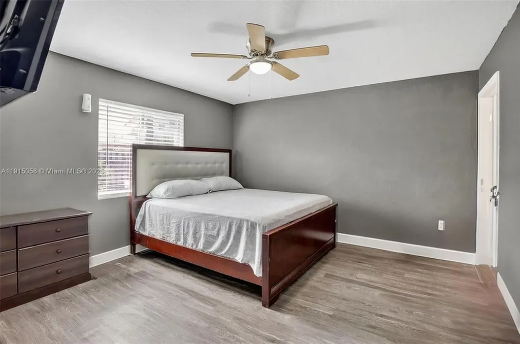 2920 NW 9th Place Fort Lauderdale FL 33311