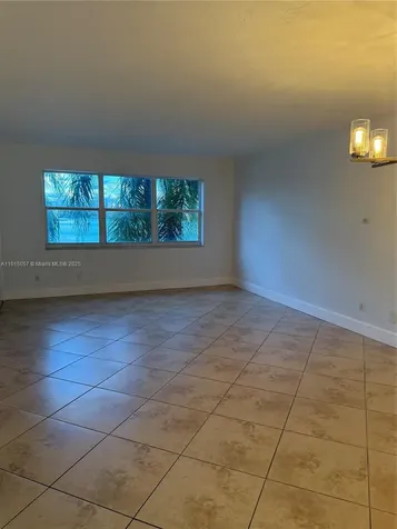 18901 NE 14th Miami FL 33179