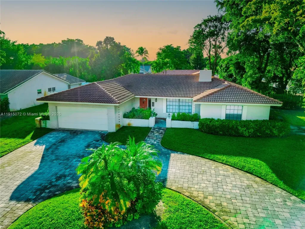 284 NW 92nd Avenue Coral Springs FL 33071