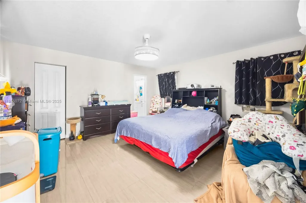 284 NW 92nd Avenue Coral Springs FL 33071