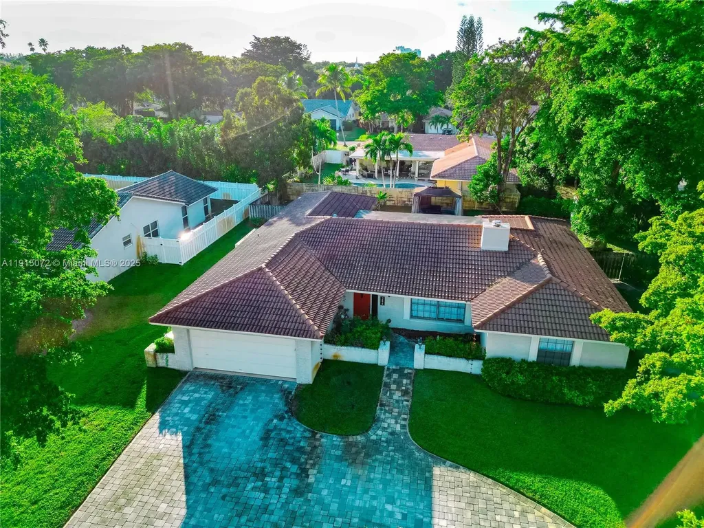 284 NW 92nd Avenue Coral Springs FL 33071